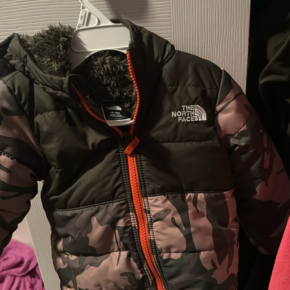 Boys Camo jacket North Face 12-18 months reversible